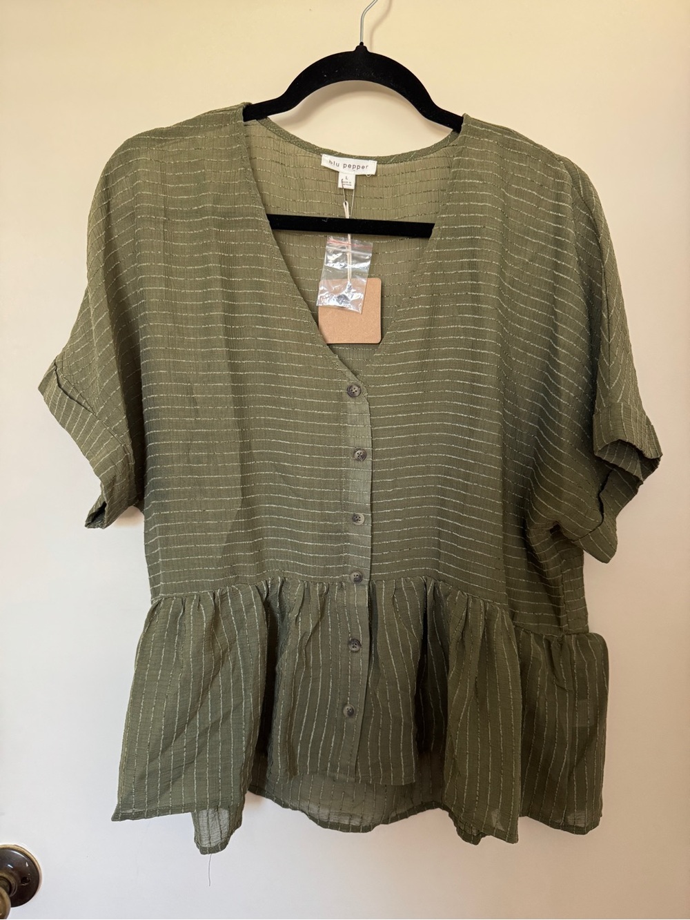 Blu Pepper striped Button down Peplum Blouse in olive green size L 21” ptp